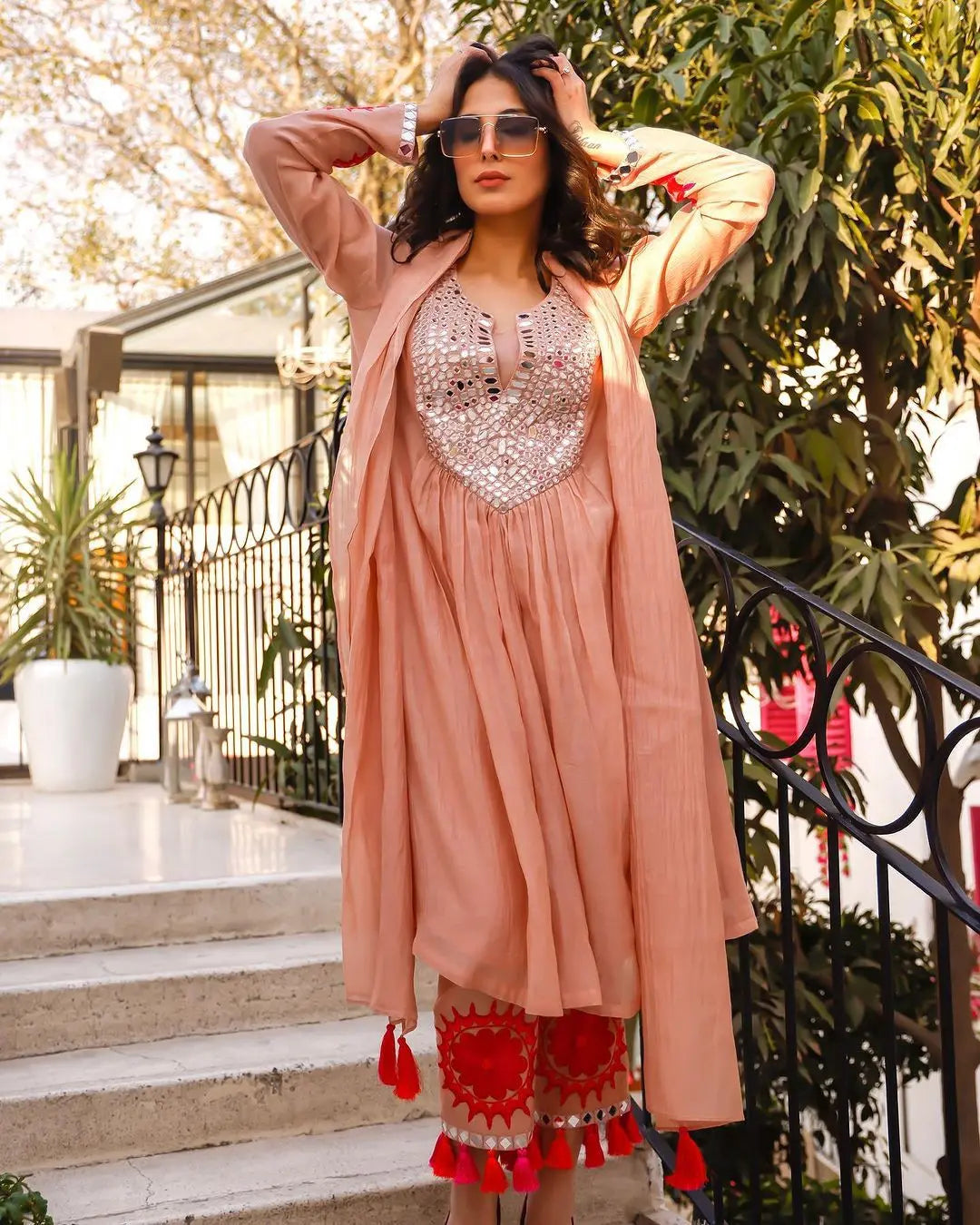 Faux Georgette Mirror Thread Latkan work Kurti Pant Dupatta Set - Premium  from Ethenika.com - Just INR 2490! Shop now at Ethenika.com 