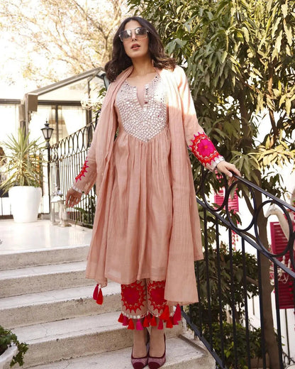 Faux Georgette Mirror Thread Latkan work Kurti Pant Dupatta Set - Premium  from Ethenika.com - Just INR 2490! Shop now at Ethenika.com 