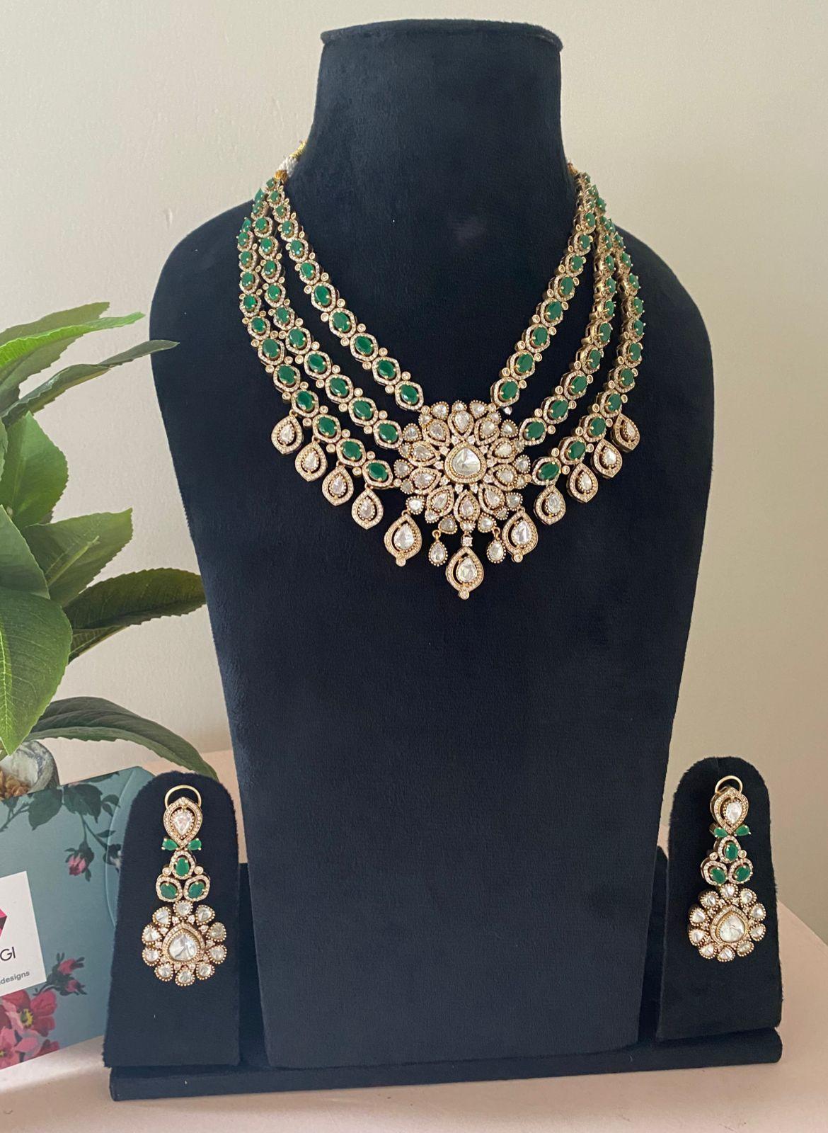Sarah 3 Layer Emerald Necklace - Attrangi