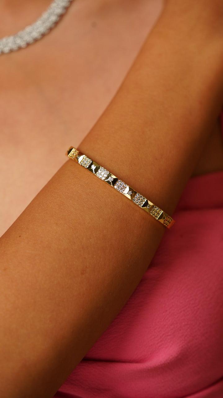 Sicily Western Daily Wear Bracelet - Attrangi