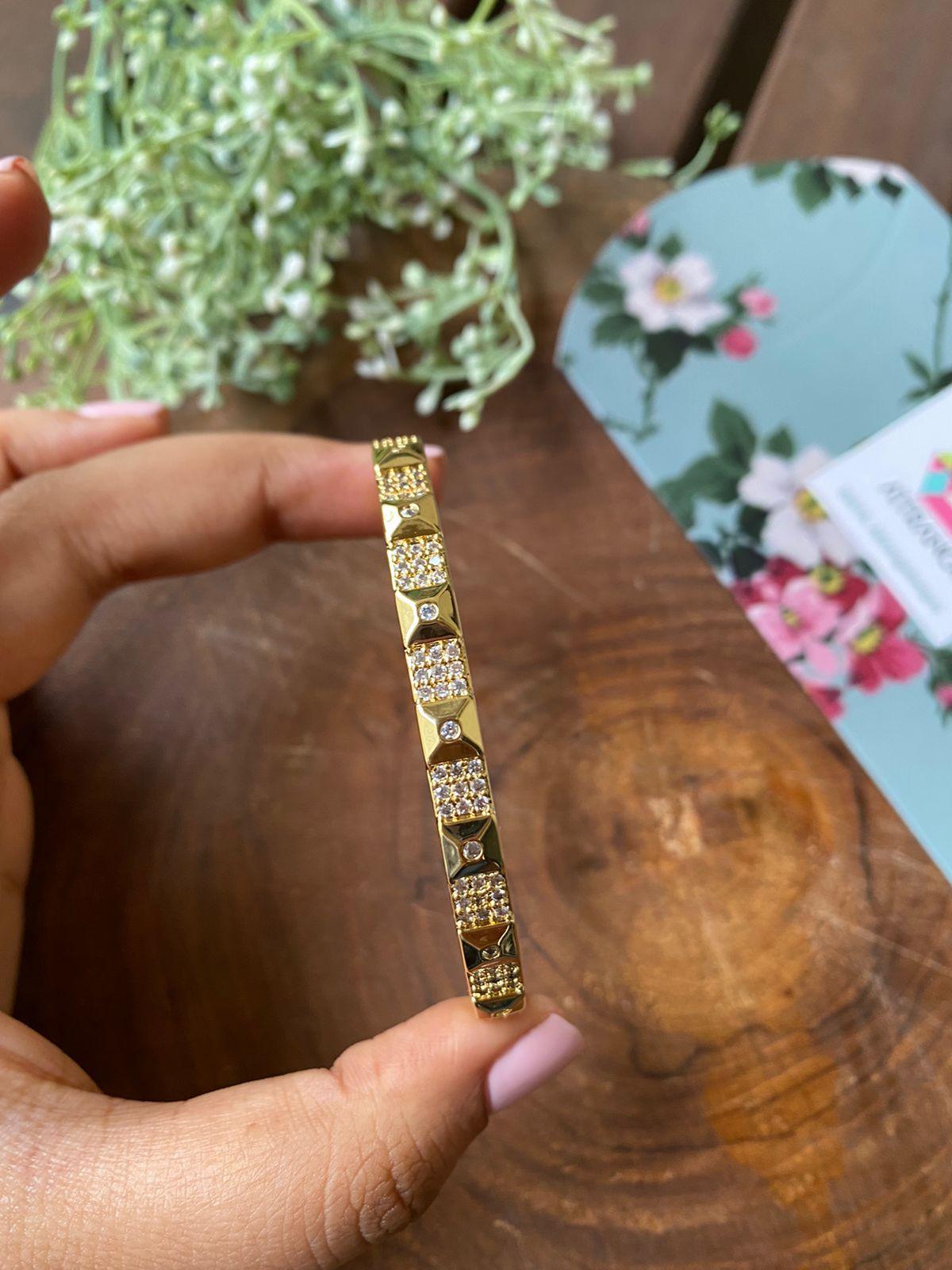 Sicily Western Daily Wear Bracelet - Attrangi