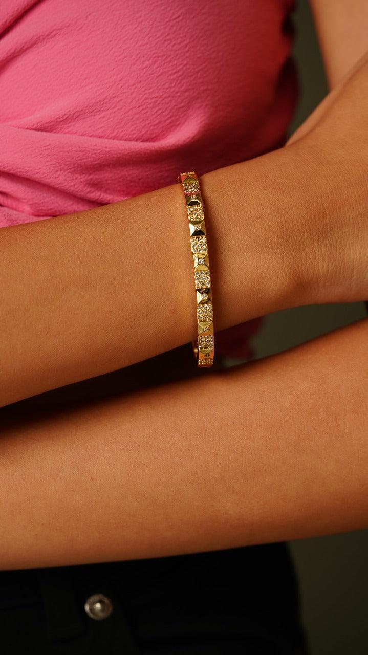Sicily Western Daily Wear Bracelet - Attrangi