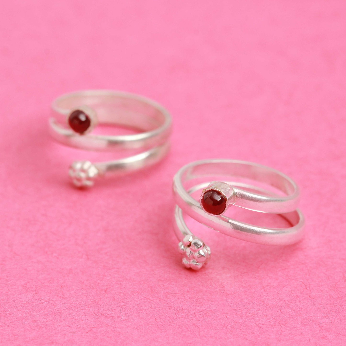 Silver Red Pota Toe Ring (Pair) Toe Rings - By Unniyarcha - Original Manufacturers of Silver Jewelry, Gold Plated Jewellery, Fashion Jewellery and Personalized Soul Bands and Personalized Jewelry