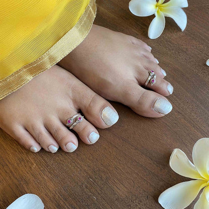 Set Of Three Silver Toe Rings (10)