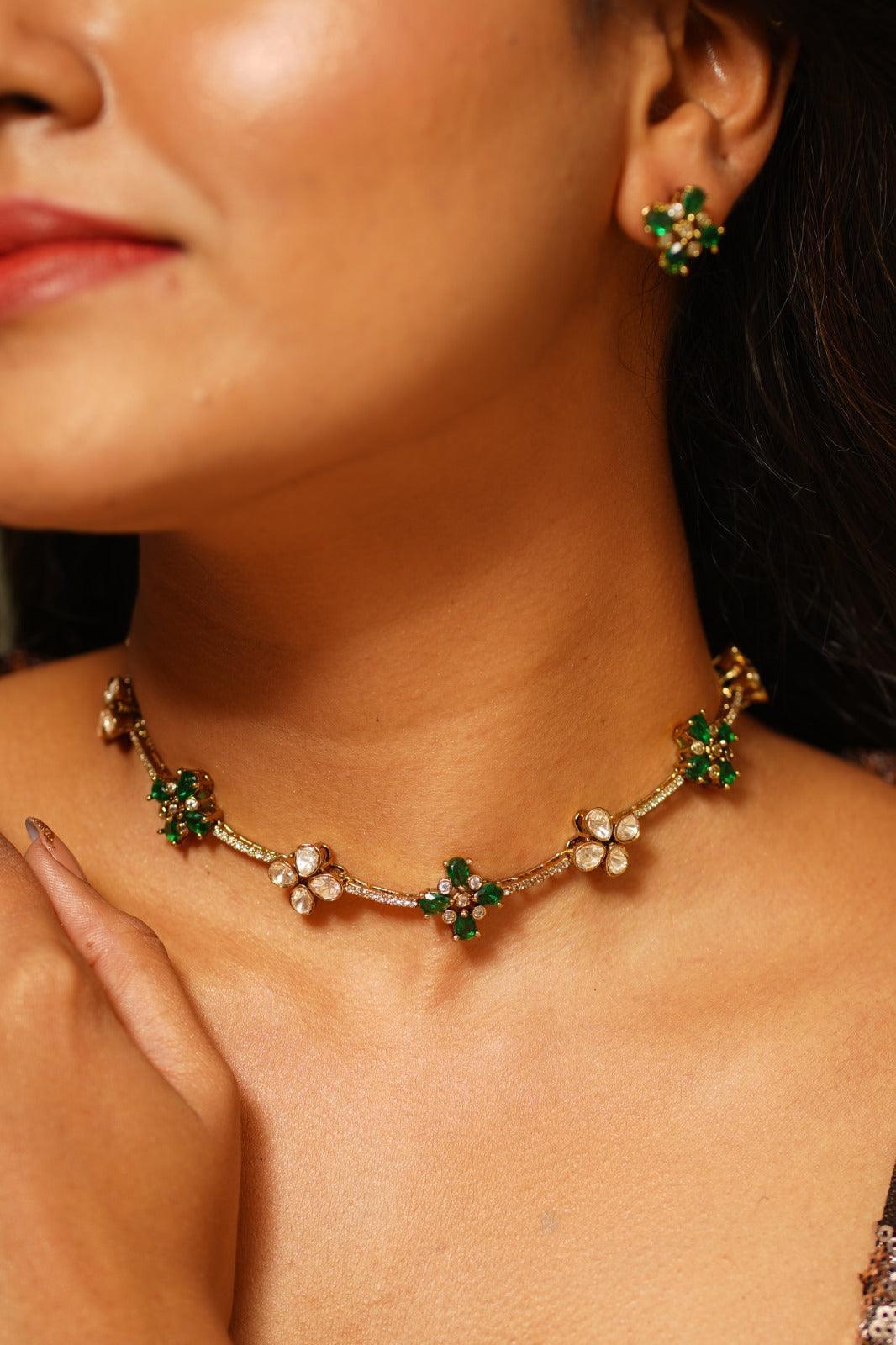 Siya Antique Dainty Polki Set - Attrangi
