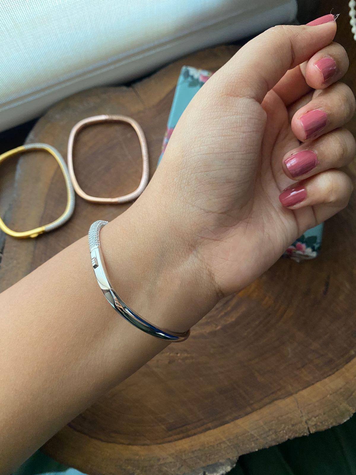 Slim Everyday Diamond Bracelet - Attrangi