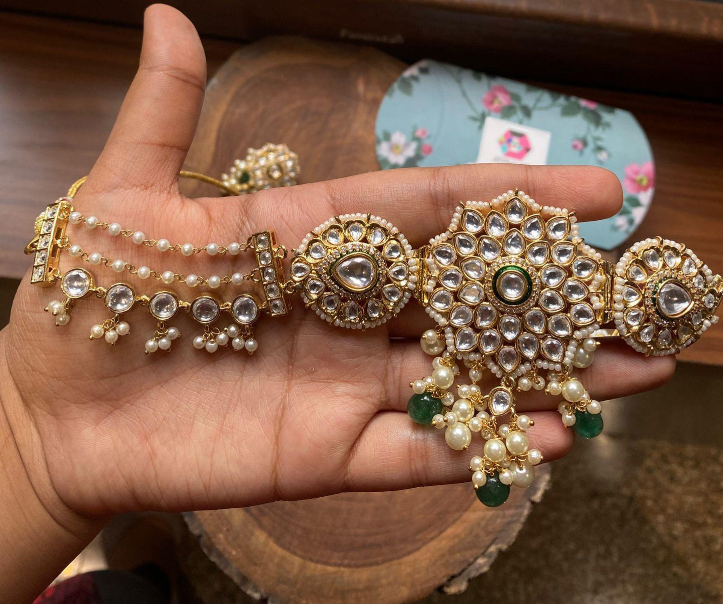 Smriti Polki Choker Set - Attrangi
