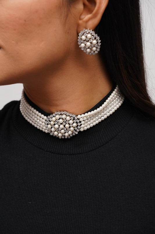 Snowlyn Pearl And Diamond Choker - Attrangi