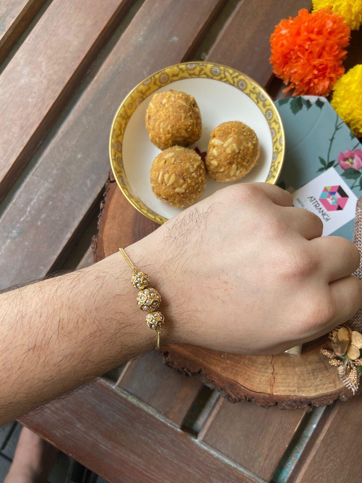Sona Moti Rakhi Bracelet | Bhaiya Bhaabhi Sister - Attrangi