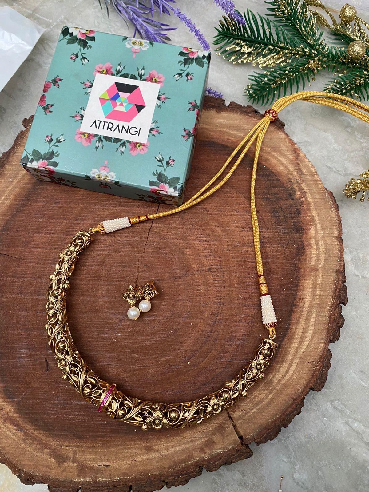 Sone Ki Hasli With Earrings - Attrangi