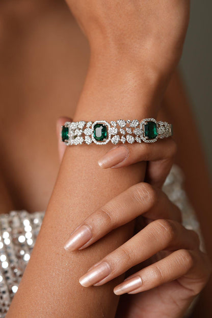 Stacy Diamond Bracelet With Coloured Stone - Attrangi