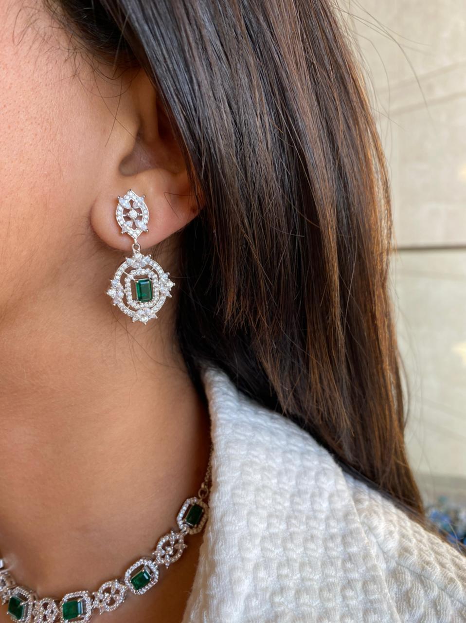 Stacy Pendant Fall Diamond Set - Attrangi