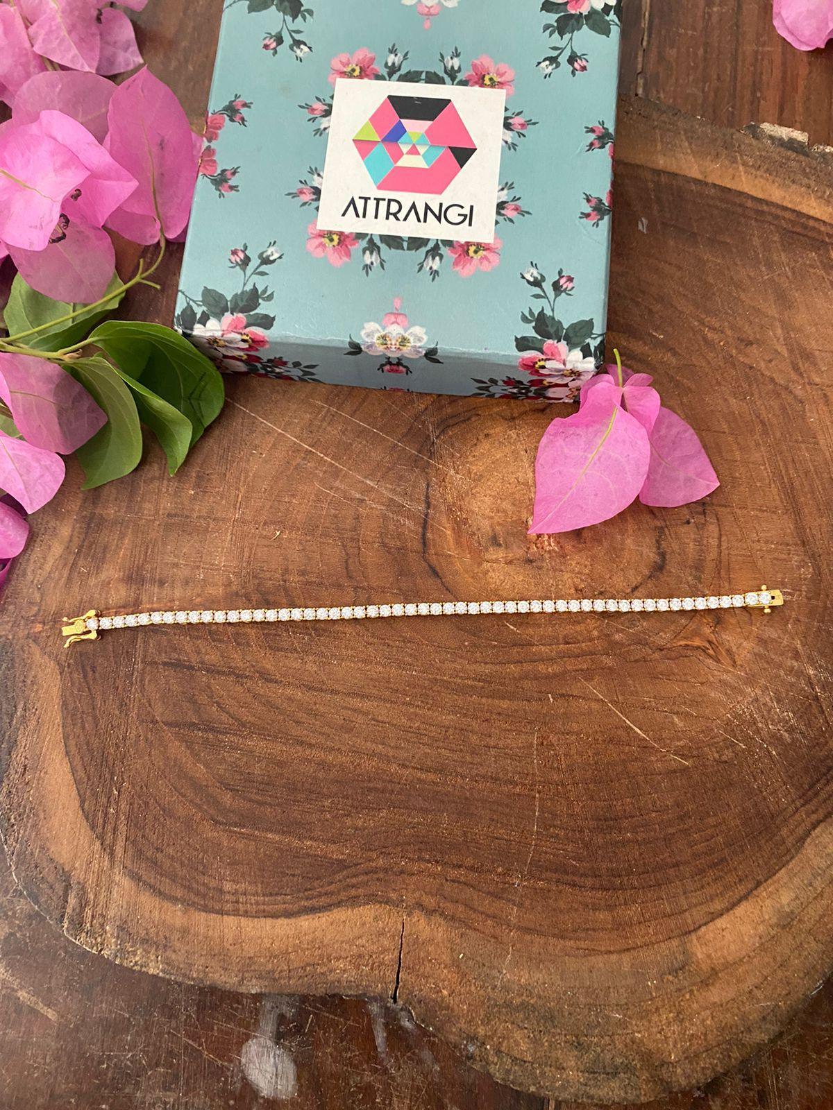 Staple Tennis Bracelet - Attrangi
