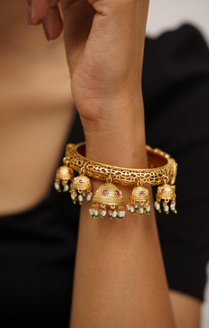 Sujata Gold Kada | Sone pe Suhaga Collection