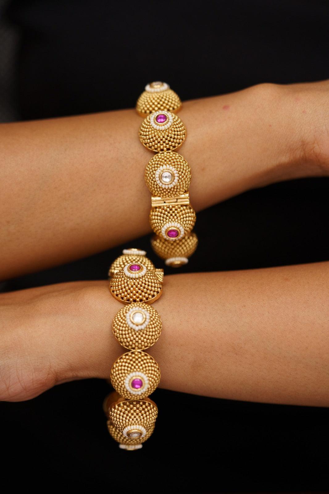 Swarna Rajpurana Gokhru Bangle | Sone Pe Suhaga Collection - Attrangi