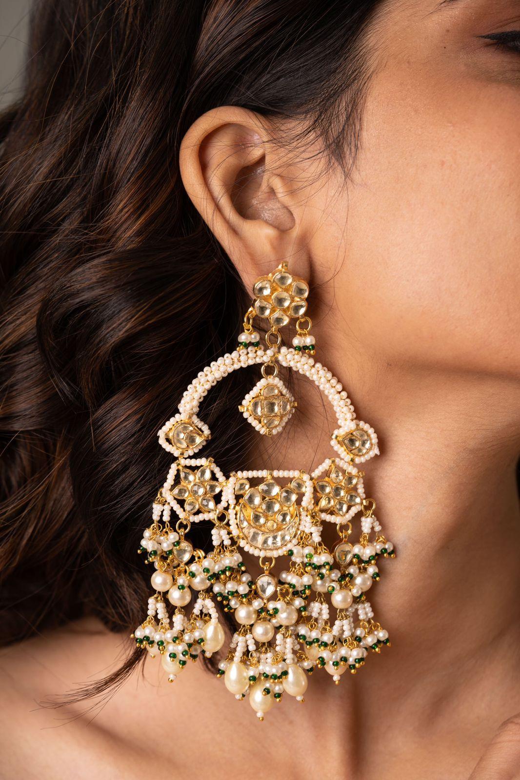 Tanushree Oversized Kundan Chandbalis - Attrangi