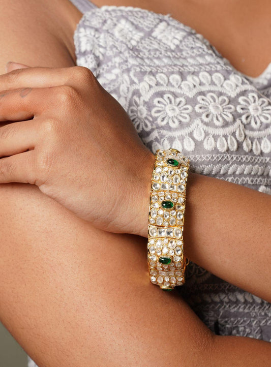 Tizora Gajra Bracelet - Attrangi