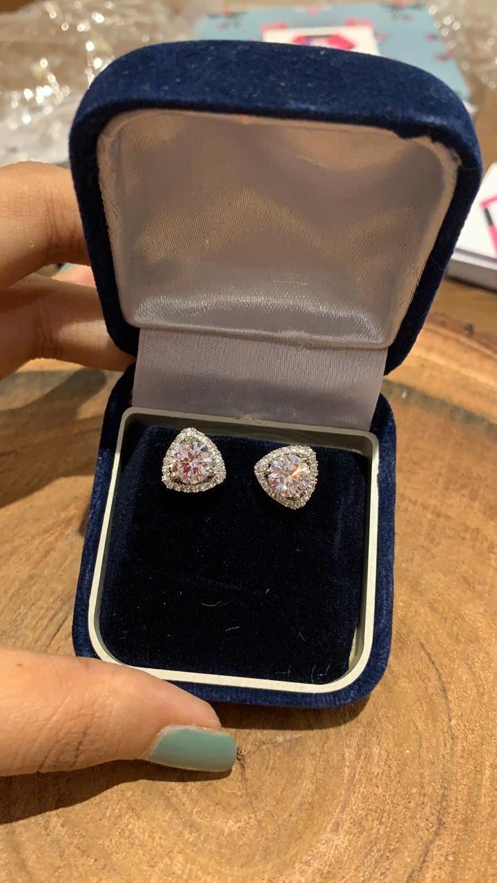 Triangle Solitaire Studs - Attrangi