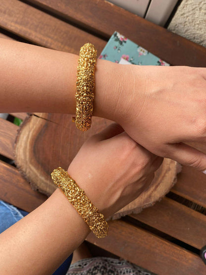 Triloka Traditional Kada - Attrangi