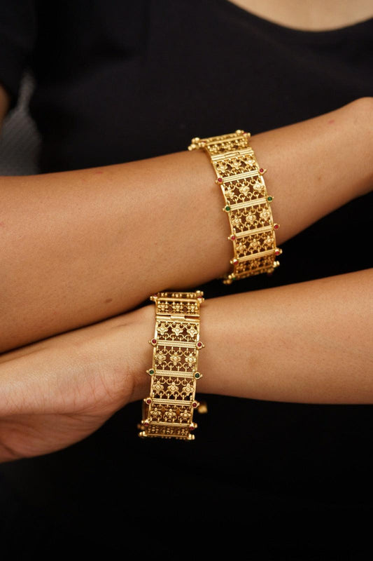 Trishira Gold Paatla Kada | Sone pe Suhaga Collection - Attrangi