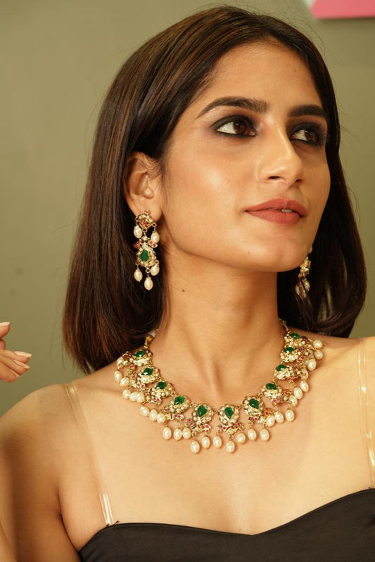 Zoya Jadaau Necklace Set - Attrangi